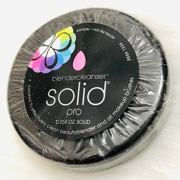 New!Beautyblender Solid Pro Makeup Brushes Cleaner - Picture 3 of 8